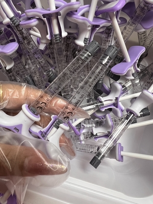 Cross Linked Juvederm Injectable Hyaluronic Acid Filler สำหรับการดูแลผิวริมฝีปาก